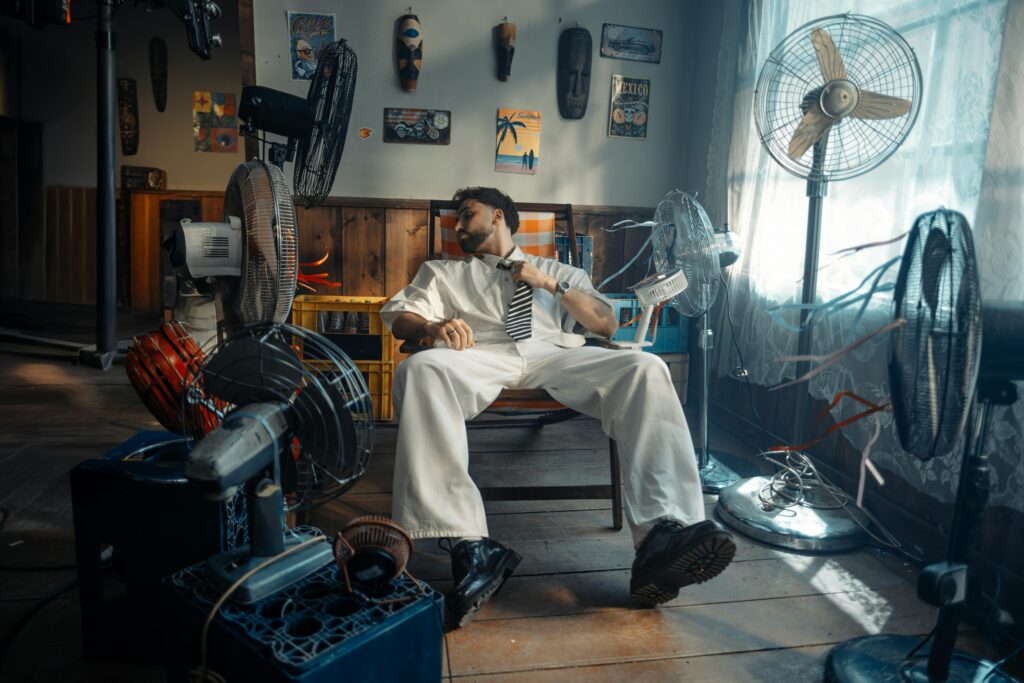 modern-office-poor-ventilation-lung-health.jpg Effects of Poor Ventilation in Modern Offices.